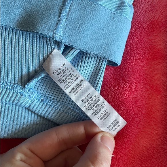 ALO | Light Blue Ribbed Top - Picture 9 of 10